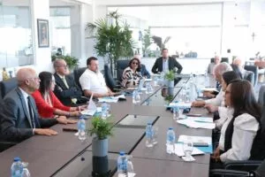 El ministro Franklin García Fermín junto a representantes de asociaciones de universidades que se darán cita en evento.