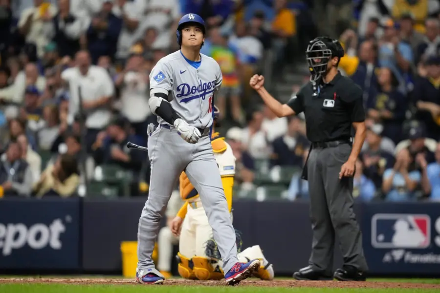 NLCS Dodgers Brewers Baseball