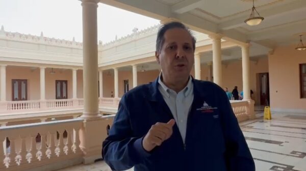 Víctor Atallah, ministro de Salud