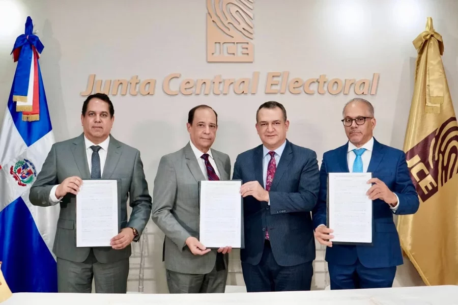 JCE firmó acuerdo por nueva Cédula