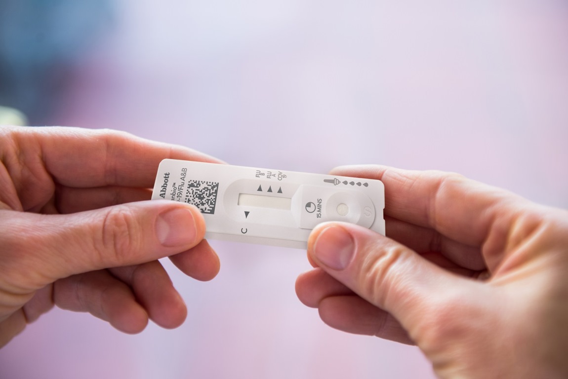 Abbott lanza en República Dominicana prueba casera para detectar COVID-19 e influenza en 15 minutos