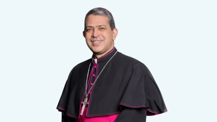 Monseñor Carlos Tomás Morel Diplán