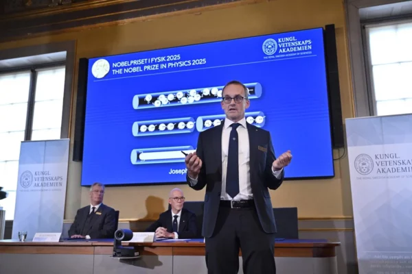 efecto túnel cuántico macroscópico