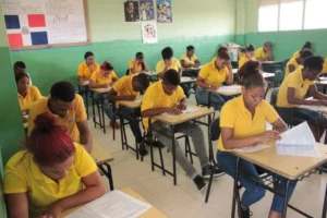 Estudiantes en la modalidad prepara y tanda nocturna.