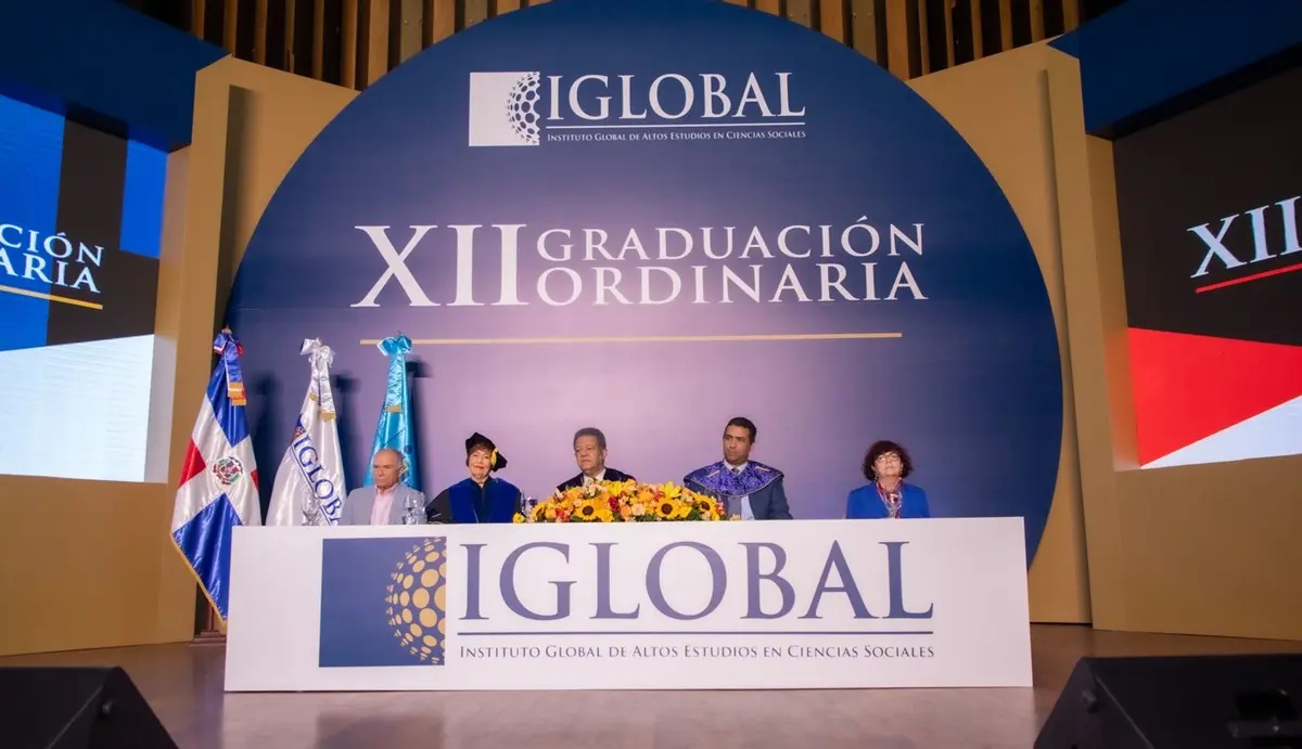 Duodécima graduación de IGLOBAL reconoce profesionales con visión global y ética