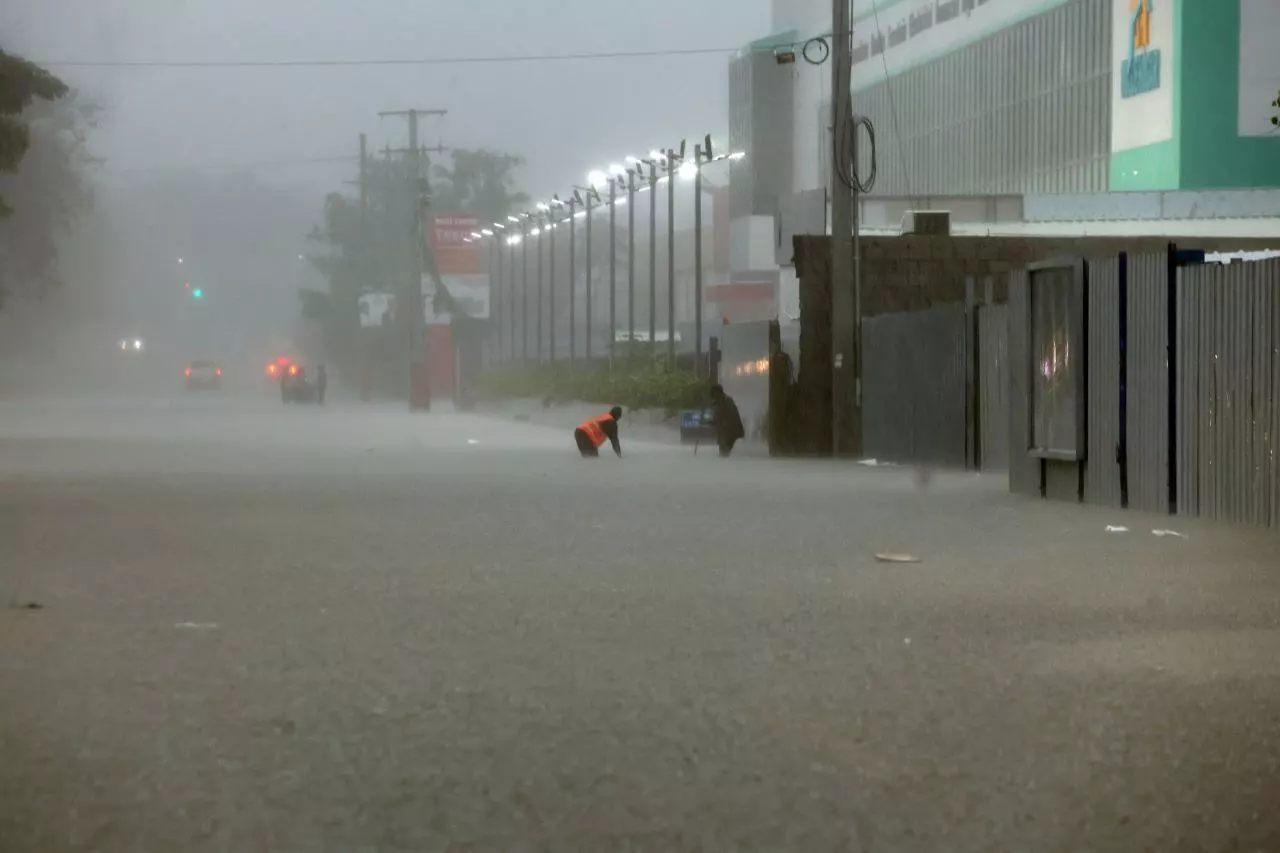Clima: Aguaceros, tronadas y ráfagas de viento afectarán múltiples provincias