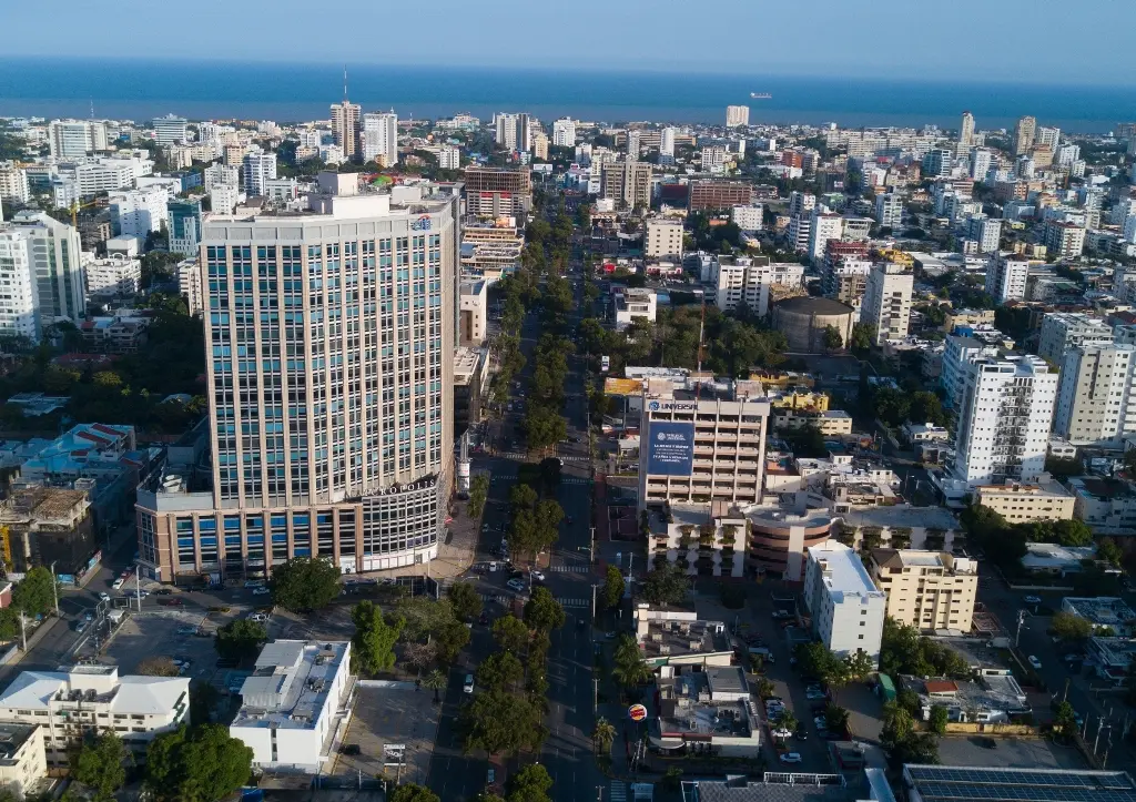América Latina y el Caribe crecerá un 2,1% en 2026 en medio de la incertidumbre global y desafíos persistentes, proyecta el BID