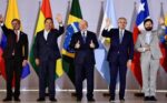 El presidente Inacio Lula da Silva acompañado de los líderes muniales y dirigentes del área ecológica de distintos países.