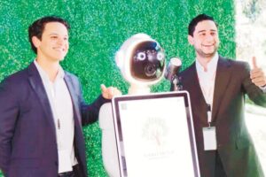 Su propuesta es  la atracción de la  feria