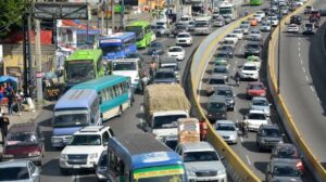 El pasado año quedaron 170,436 vehículos  pendientes de renovar el marbete.