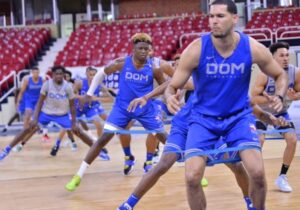 Selección de baloncesto vestirá  camiseta de  Adidas.  archivo