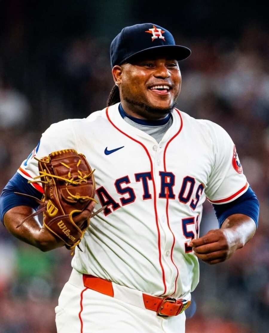 El zurdo  dominicano Framber Valdez busca un megacontrato en su primera agencia libre.