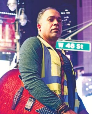 Artista Frank Grullón.