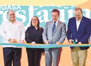 Darío Núñez, Rosa Santos, Víctor Bisonó y Ulises Rodríguez.