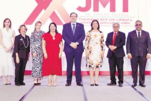 Violiza Inoa, Angélica de Ginebra, María Isabel Cáceres, Milagros Ureña, Víctor Atallah, Margarita Cedeño, Waldo Ariel Suero y Luis E. Suazo.
