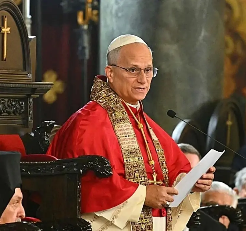 El papa rezará hoy ante una multitud de cristianos del país.