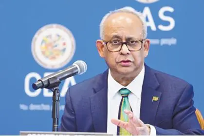 Albert Ramdin propone elecciones para el 2026
