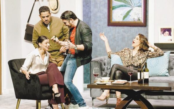 Una escena de la pieza teatral Los vecinos de arriba