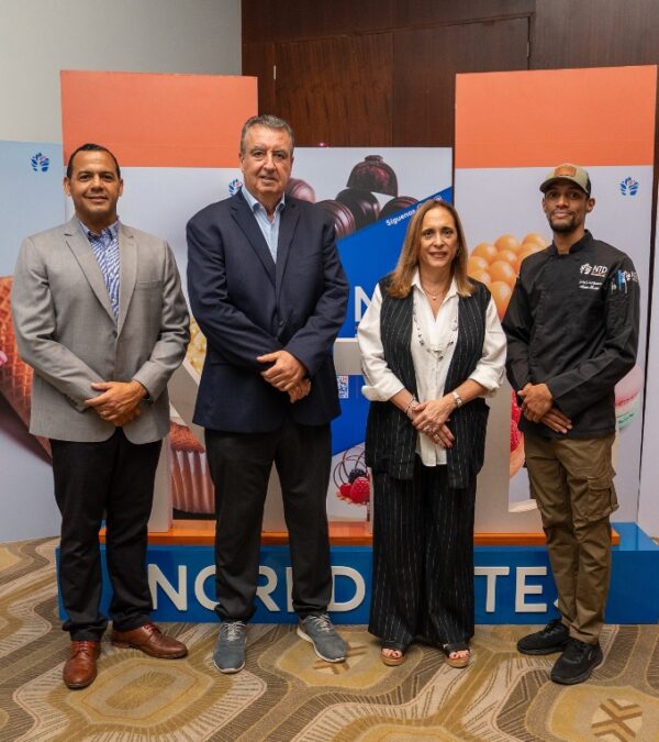 Frank Sánchez, Juan Carlos Méndez, Sandra Aponte y Jesús Joel del Rosario.