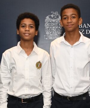 Algunos de los jóvenes que serán formados.