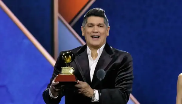 Eddy Herrera ganó un  Latin Grammy por  su álbum “Novato Apostador”.  Fuente externa