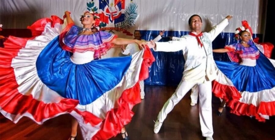 El Día Nacional del Merengue se celebra 26 de noviembre en el país, ritmo dominicano   declarado patrimonio inmaterial de la humanidad por la Unesco en 2016.
