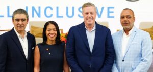 Leandro Castillo, Grisel Cordones, Craig  Smith y Hilario Peralta.