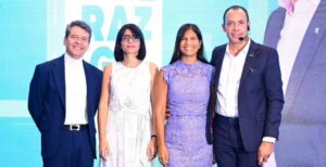 Mauricio Piñol, Keyla González, Nazarena Bello y César Cordero.