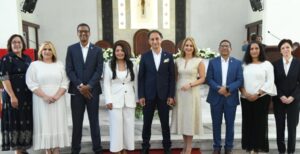 Ejecutivos de la entidad durante la celebración.