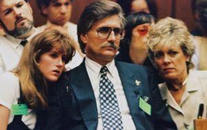 La familia Gordman en una pasada sesión  en tribunal.   Archivo