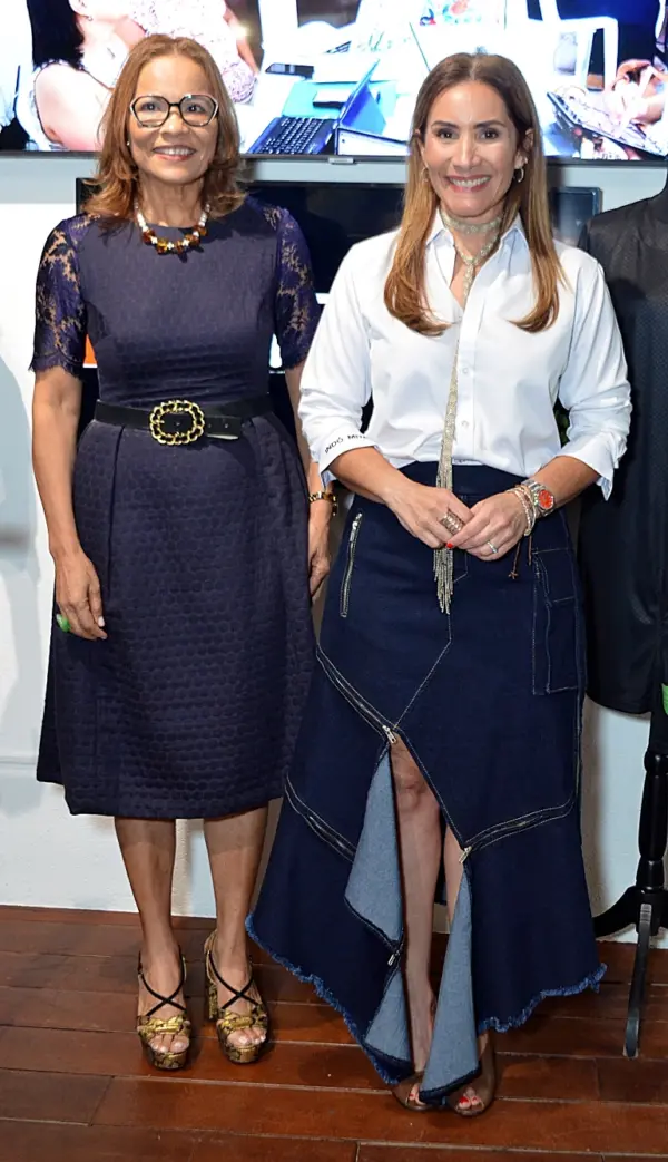 Isabel Reynoso, presidenta de Inmoda RD, y Karina Cortorreal, directora de Indómita.