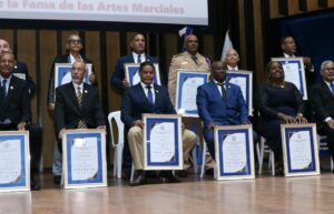 Nuevos inmortales de las artes marciales en  la regia ceremonia efectuada el domingo.