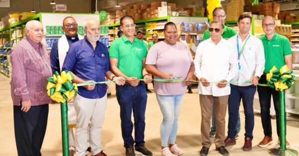 37_NacioEjecutivos Grupo Ramos durante la apertura.nales_20_5,p01