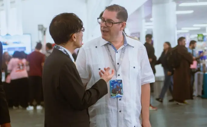 Takagi Masahiro, embajador de Japón, y Gilberto Chaves Mesen, productor del evento.