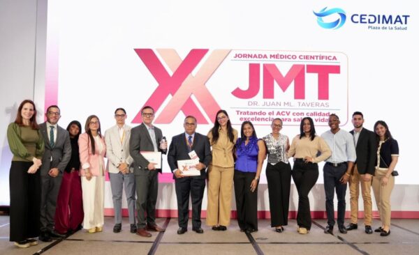 Un reconocimiento al neurólogo  Pedro Roa.