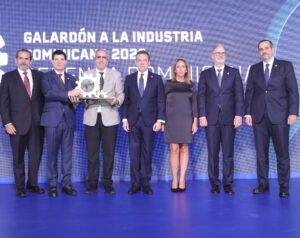 Bepensa Dominicana recibe el Galardón Nacional a la Industria Dominicana 2025.