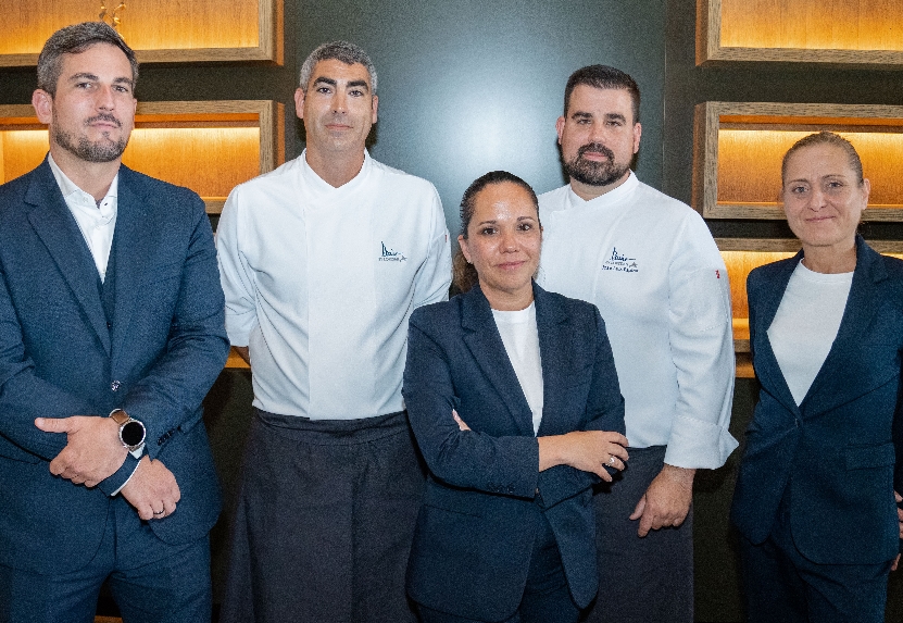 Diego Tornel, Ernesto Erkoreka, María González, José Luis Espino y Silvia Bejarano.