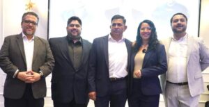 Alejandro Luna, José Salazar, Luis González, Sara Hurtarte y Fernando Castillo Vásquez.