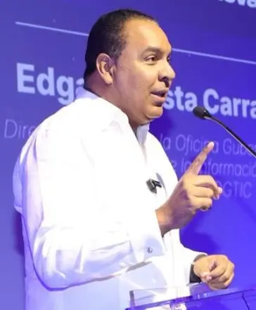 Edgar Batista, durante el anuncio.  AGENCIA FOTO