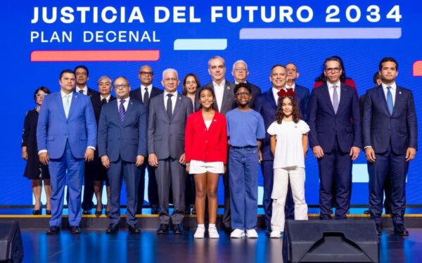 El plan  Justicia del Futuro fue presentado  por el presidente de la Suprema, Luis Henry Molina.