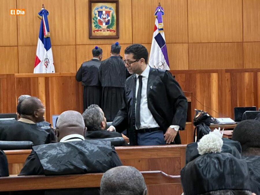 Abogados de Gonzalo Castillo en el Caso Calamar piden más días para audiencia preliminar.