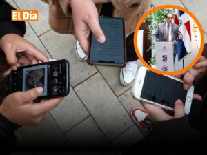 Ministro de Salud alerta sobre el uso de pantallas.