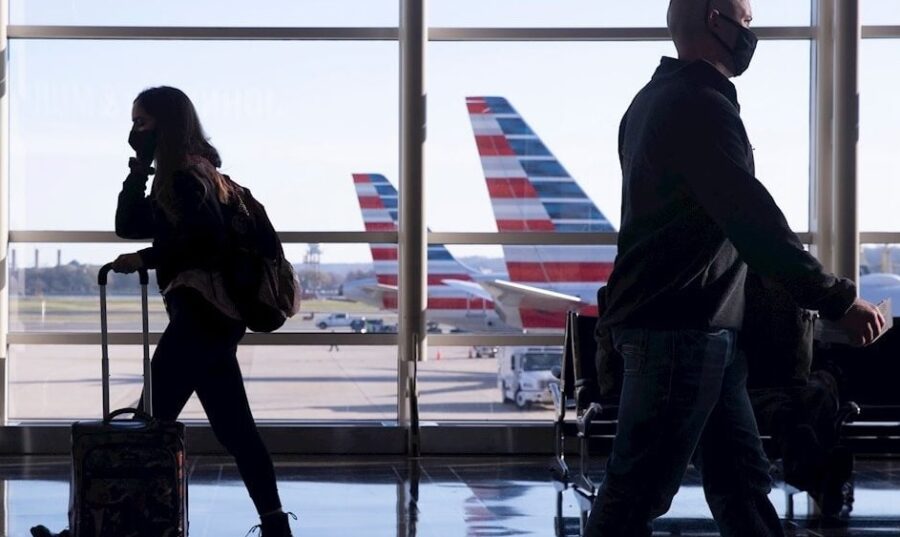 Vuelos en aeropuertos de NY son suspendidos por cierre del Gobierno de EEUU.