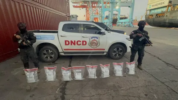 Agentes de la DNCD