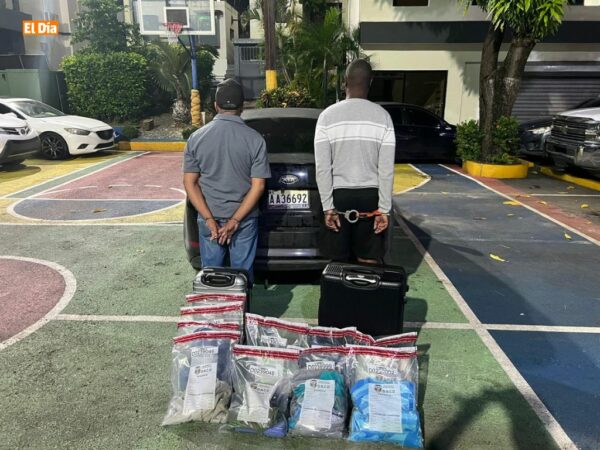 Arrestados por la DNCD en Santo Domingo Este. Fuente externa.