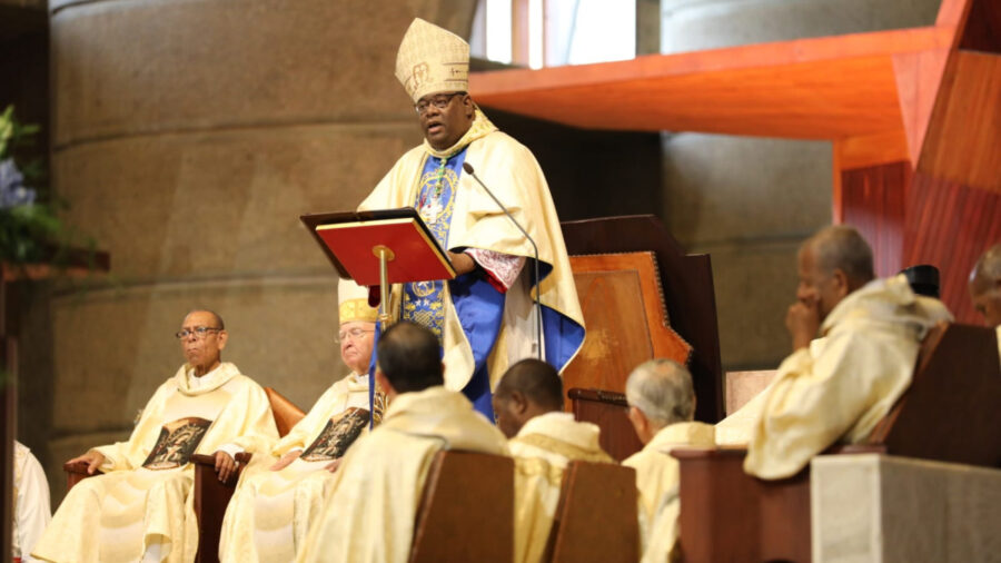 C190A6BC-8159-49FE-AC8B-3F88B9CE645E