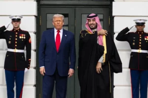 El presidente de los Estados Unidos, Donald Trump, y el príncipe saudí, Mohamed bin Salmán