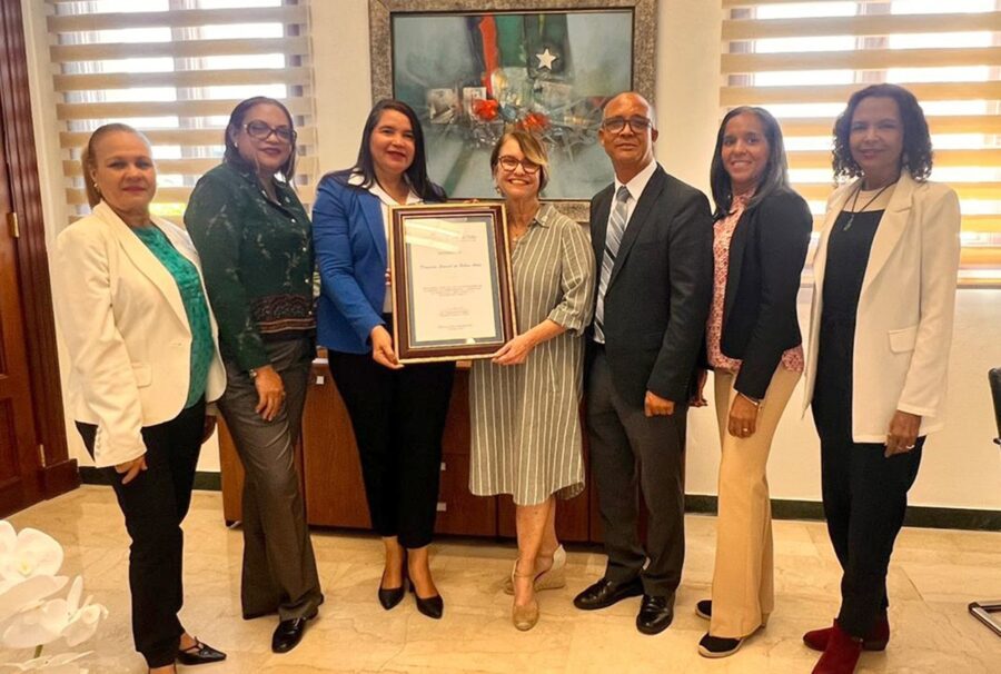 El galardón destaca el esfuerzo sostenido de la institución por fortalecer la confianza ciudadana.