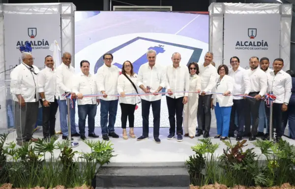 El presidente Luis Abinader cumple agenda en Santiago