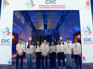 Estudiantes del ITLA.